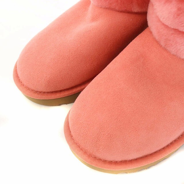 ですので UGG - アグ W FLUFF MINI QUILTED ショートブーツ 23cm