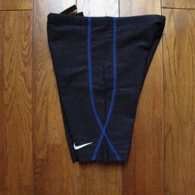 NIKE(ナイキ)の新品 Nike 水着 140 キッズ/ベビー/マタニティのキッズ服男の子用(90cm~)(水着)の商品写真