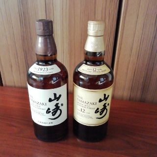 山崎12年と山崎NV(ウイスキー)