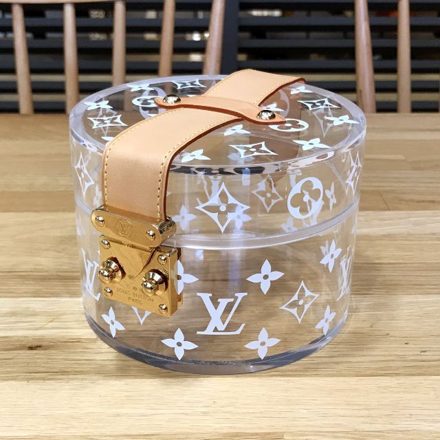 LOUIS VUITTON(ルイヴィトン)の新品同様 ルイヴィトン 現行 モノグラム ボワットスコット 小物入れ クリア レディースのファッション小物(その他)の商品写真