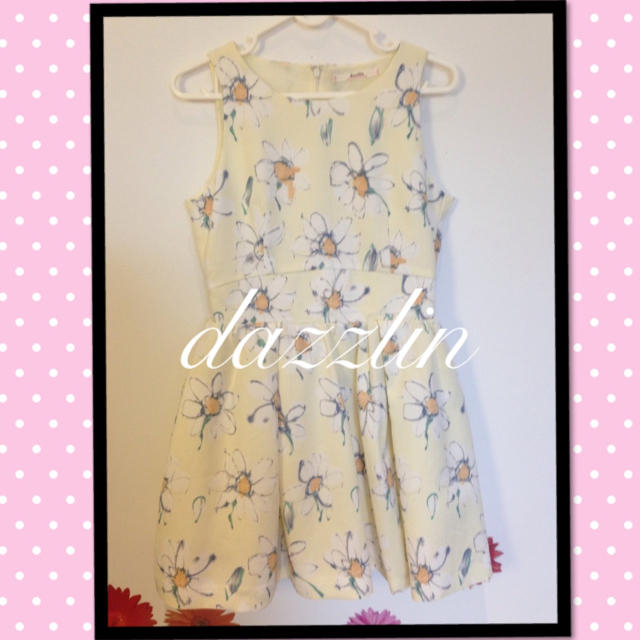 dazzlin(ダズリン)の♡dazzlin♡花柄ワンピース レディースのワンピース(ミニワンピース)の商品写真