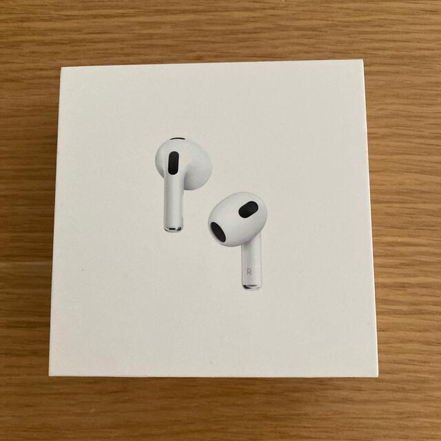 アップル AirPods 第3世代 MME73J/A 未開封 ヘッドフォン/イヤフォン アップル AirPods 第3世代 MME73J/A 未開封 ヘッドフォン/イヤフォン
