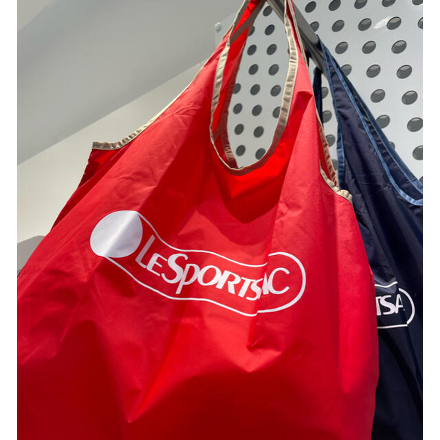 LeSportsac(レスポートサック)のレスポートサック　3805ラージ　エコバッグ　エコマーケットトート　赤　ハワイ レディースのバッグ(エコバッグ)の商品写真