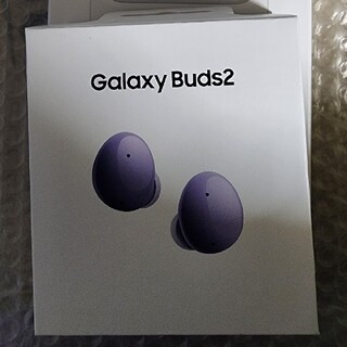 ギャラクシー(Galaxy)のGalaxy Buds2とWirelessChargerDuo(ヘッドフォン/イヤフォン)
