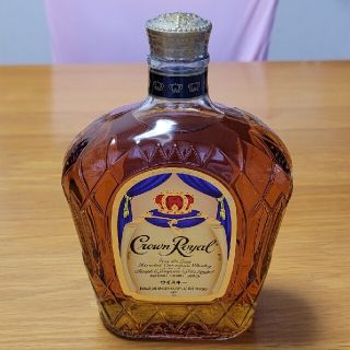 CROWN ROYAL ウイスキー　クラウン ローヤル(ウイスキー)