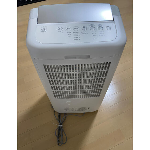 【保証付・ほぼ新品】シャープ　衣類乾燥除湿器 CV-L180-W