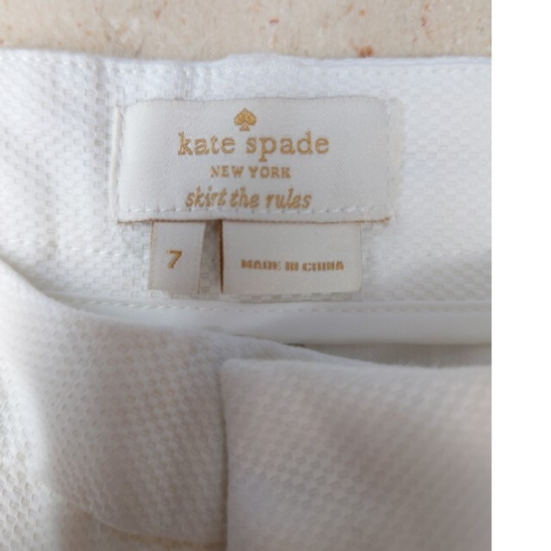 kate spade new york(ケイトスペードニューヨーク)のほぼ新品　ケイトスペードキッズ　7歳　120cmから130cm　ショートパンツ キッズ/ベビー/マタニティのキッズ服女の子用(90cm~)(パンツ/スパッツ)の商品写真