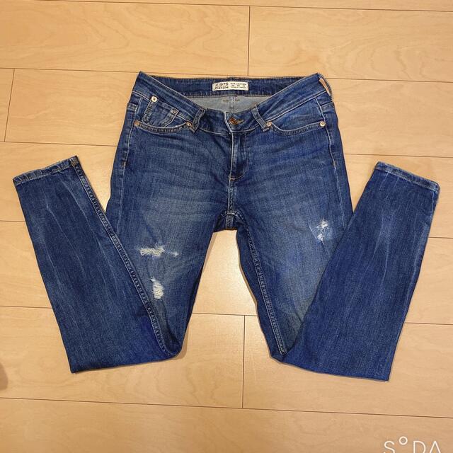 ZARA(ザラ)の処分価格 ZARA ダメージスキニーデニム レディースのパンツ(デニム/ジーンズ)の商品写真