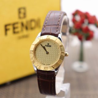 フェンディ(FENDI)の正規品【新品電池】FENDI 2000L/動作良好 ズッカ柄 美品 ゴールド(腕時計)