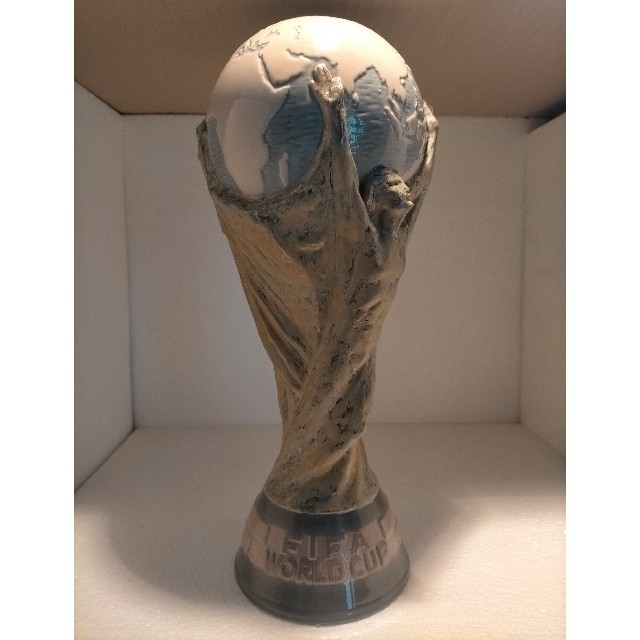 リヤドロ lladro FIFA ワールドカップ トロフィー 原寸大