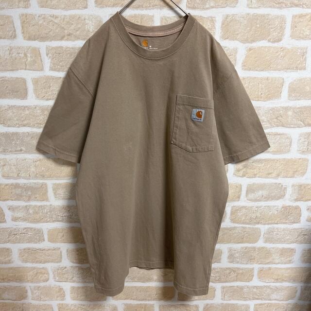 carhartt(カーハート)のcarhartt カーハート Tシャツ ポケット ベージュ ワンポイントロゴ メンズのトップス(Tシャツ/カットソー(半袖/袖なし))の商品写真