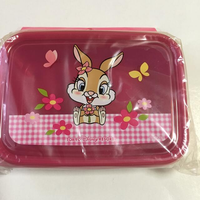 Disney(ディズニー)のミス・バニー　ランチボックス インテリア/住まい/日用品のキッチン/食器(弁当用品)の商品写真