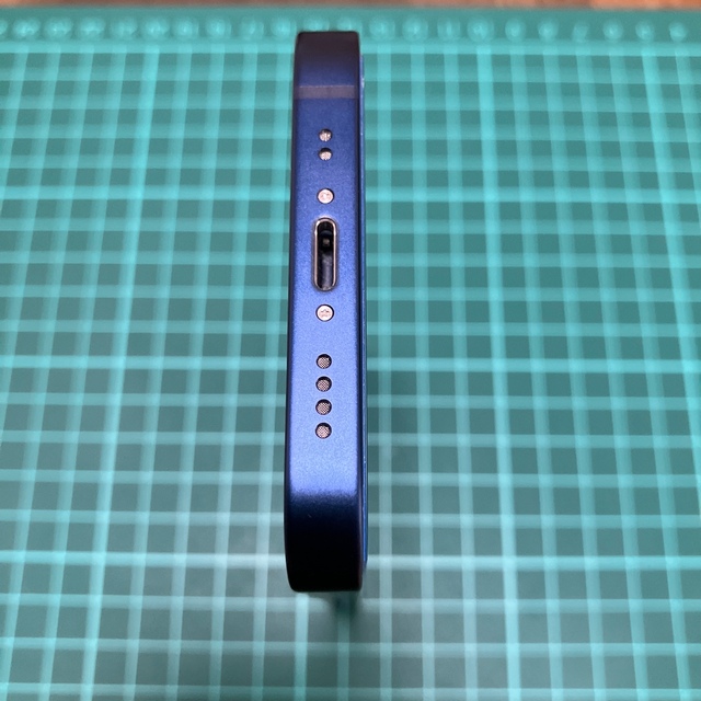 超美品・24時間以内発送】iPhone 12 mini 128GB ブルー-