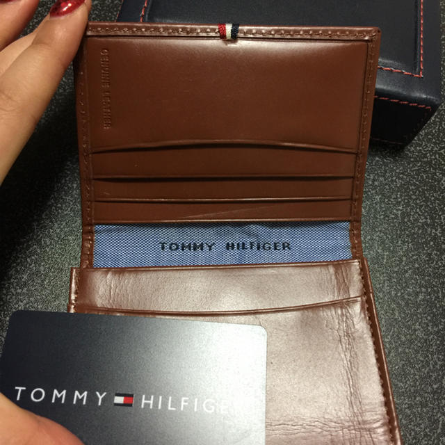 TOMMY HILFIGER(トミーヒルフィガー)のカードケース レディースのファッション小物(名刺入れ/定期入れ)の商品写真