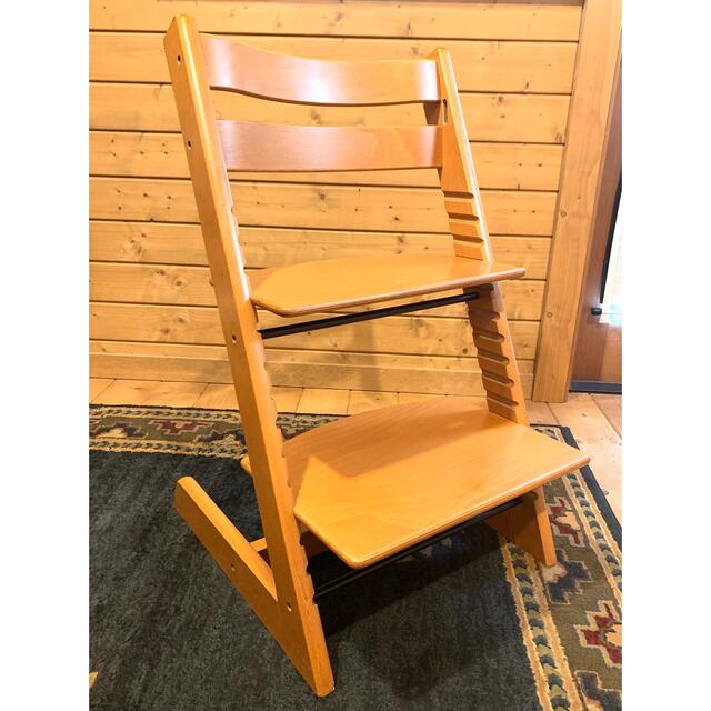 Stokke(ストッケ)の【美品・育児 未使用品・絶版人気色】（443-1）ストッケ トリップトラップ キッズ/ベビー/マタニティの寝具/家具(その他)の商品写真