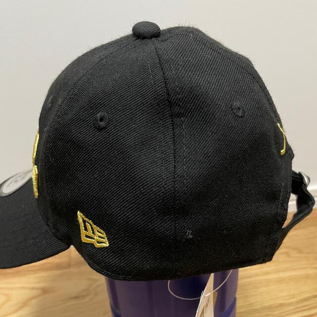 NEW ERA(ニューエラー)の(未使用品)NEW ERA ゴルフキャップ 黒×ゴールド スポーツ/アウトドアのゴルフ(ウエア)の商品写真