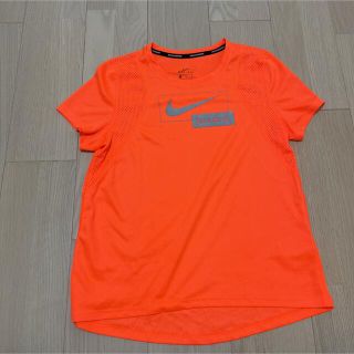 ナイキ(NIKE)の新品 未使用 匿名配送 ナイキ トレーニングウェア ランニングウェア オレンジ(ウェア)