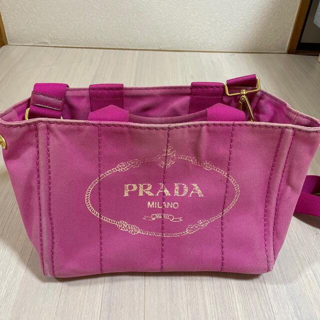 PRADA プラダ　カナパハンドバッグ