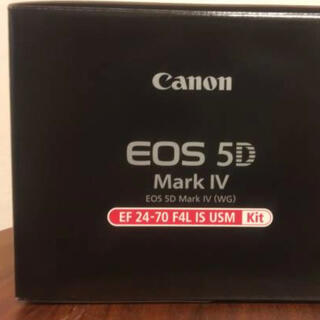 キヤノン(Canon)のEOS 5D Mark IV EF24-70L IS USM レンズキット 新品(デジタル一眼)