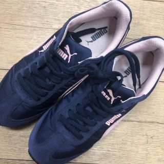 プーマ(PUMA)の【美品】PUMA  プーマ  スニーカー　24.5(スニーカー)