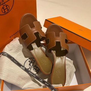 エルメス(Hermes)のサーチャンさん専用 HERMES オアジス 37【美品】(サンダル)