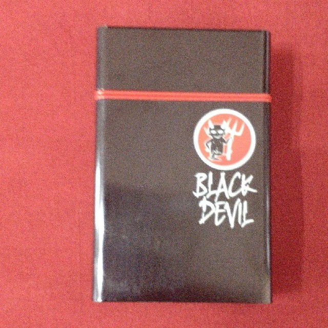 BLACK　DEVIL　タバコケース2個 メンズのメンズ その他(その他)の商品写真
