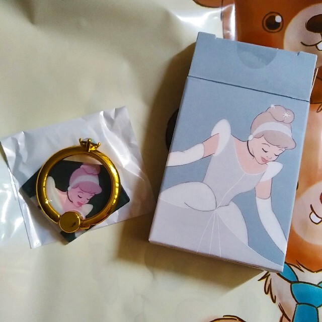 Disney - ディズニーストア プリンセスシークレットスマホリング