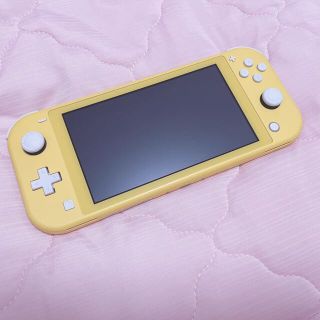 ニンテンドースイッチ(Nintendo Switch)のSwitch light 黄色(家庭用ゲーム機本体)