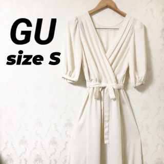 ジーユー(GU)の【美品✨】GU カシュクール ワンピース ホワイト ペチコート付き(ロングワンピース/マキシワンピース)