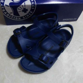 ビルケンシュトック(BIRKENSTOCK)の【新品未使用】キッズ サンダル ☆ BIRKENSTOCK ☆ 22cm(サンダル)