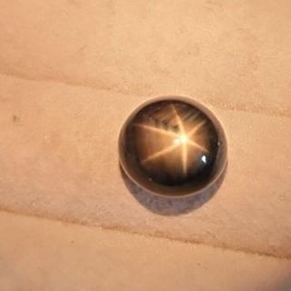 特大天然ブラックスターサファイア 9.5ct±(各種パーツ)