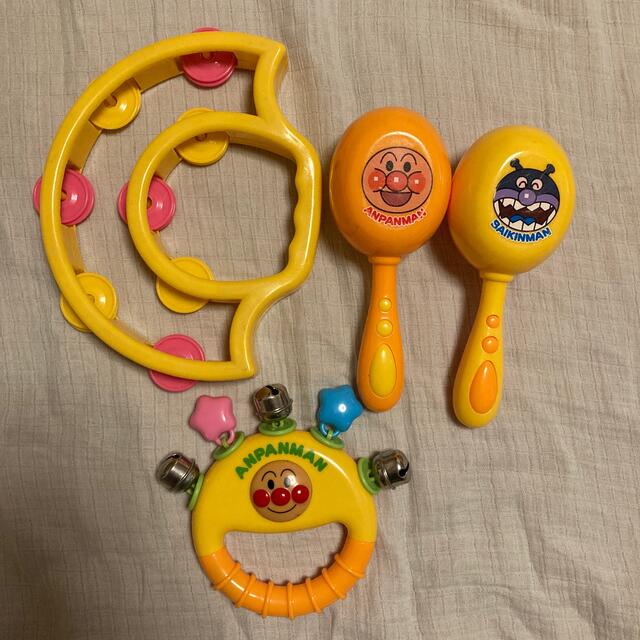 楽器　マラカス、タンバリン、すずセット　アンパンマン キッズ/ベビー/マタニティのおもちゃ(楽器のおもちゃ)の商品写真