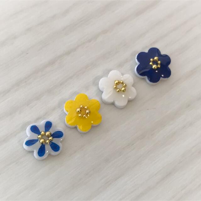 北欧 ❁小さいお花のピアスセット❁柄ミックス① ハンドメイドのアクセサリー(ピアス)の商品写真