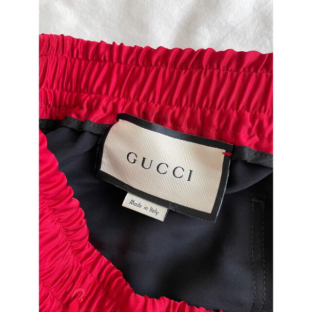 Gucci(グッチ)のGUCCI サイドラインハーフパンツ  メンズのパンツ(その他)の商品写真