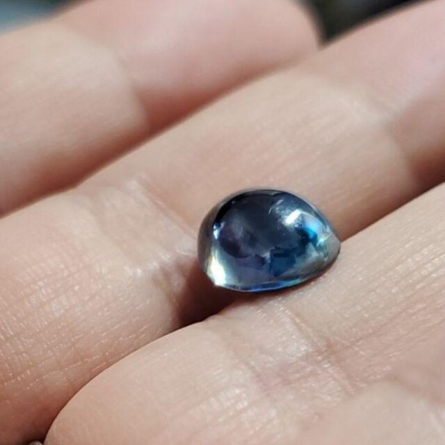 幻特大濃厚ブルーチタニア(合成ルチル)5.488ct ソーティング付き