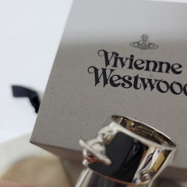 Vivienne Westwood(ヴィヴィアンウエストウッド)のVivienne Westwood アーマーリング ARMOUR RING レディースのアクセサリー(リング(指輪))の商品写真