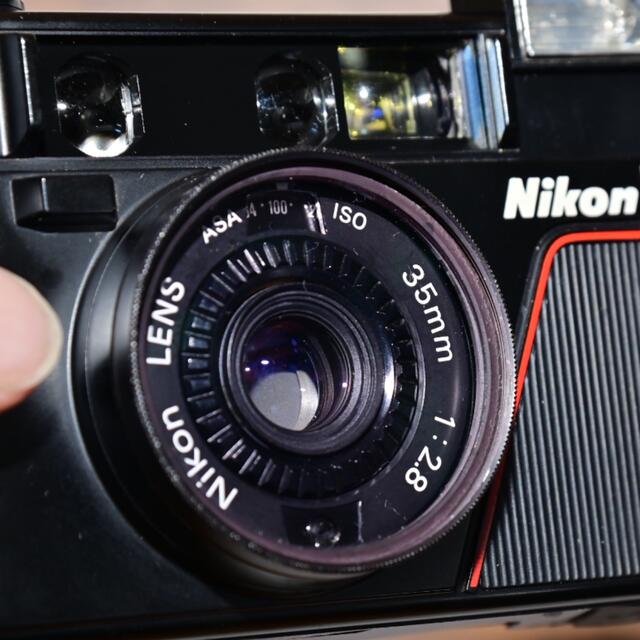 フィルムカメラ　NIKON L35AF 完動品　値引き不可