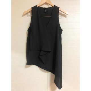 エイチアンドエム(H&M)のH&M デザインカットソー　ノースリーブ(カットソー(半袖/袖なし))