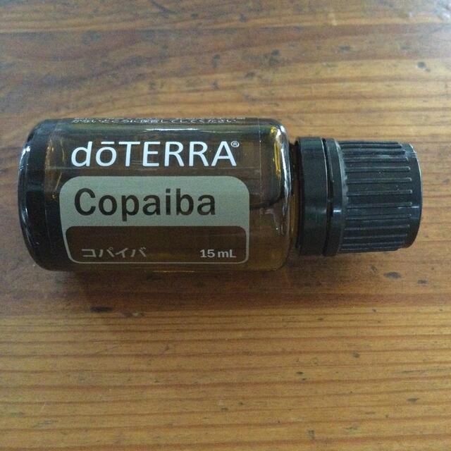 doTERRA(ドテラ)のドテラ　doTERRA コパイバ　15ml 新品　未使用 コスメ/美容のリラクゼーション(アロマオイル)の商品写真