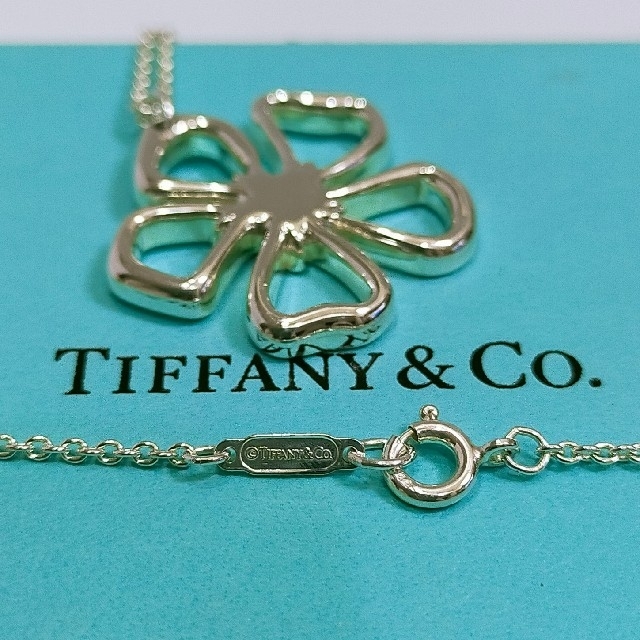 Tiffany & Co.(ティファニー)のティファニー　デイジーフラワーネックレス レディースのアクセサリー(ネックレス)の商品写真