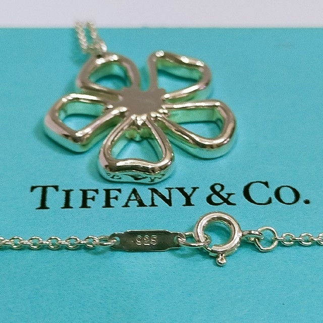 Tiffany & Co.(ティファニー)のティファニー　デイジーフラワーネックレス レディースのアクセサリー(ネックレス)の商品写真