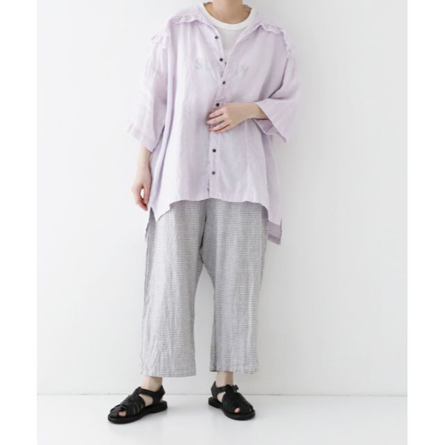 nest Robe(ネストローブ)の22SS nest robe リネン天然染め ケープカラーブラウス レディースのトップス(シャツ/ブラウス(半袖/袖なし))の商品写真