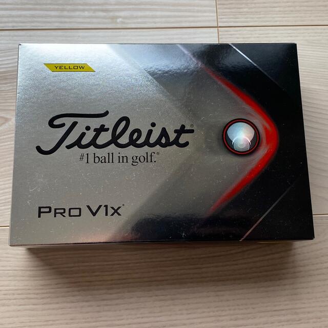 Titleist(タイトリスト)の最終値下げタイトリストV1X イエロー ゴルフボール スポーツ/アウトドアのゴルフ(その他)の商品写真