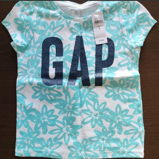 GAP(ギャップ)の【未使用タグ付】GAP ギャップ Tシャツ 110㎝ キッズ/ベビー/マタニティのキッズ服女の子用(90cm~)(Tシャツ/カットソー)の商品写真