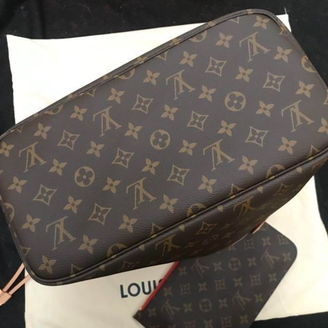ポーチ LOUIS ネヴァーフル MMの通販 by ヤノ's shop|ルイヴィトン ...