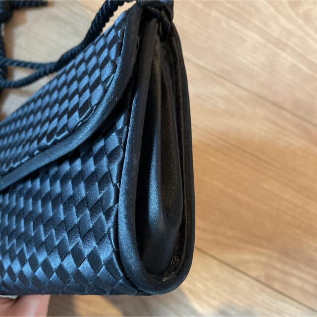 Bottega Veneta(ボッテガヴェネタ)の美品⭐︎ボッテガヴェネタ　サテン地ショルダーバッグ レディースのバッグ(ショルダーバッグ)の商品写真