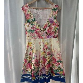 Blugirl - 【新品未使用】BLUGIRL ブルーガール 花柄 ワンピースの通販
