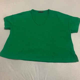 アーバンリサーチ(URBAN RESEARCH)のＴシャツ　　緑(Tシャツ/カットソー(半袖/袖なし))