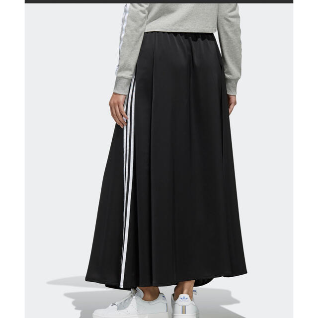 adidas(アディダス)のロング サテン スカート [LONG SATIN SKIRT] アディダス レディースのスカート(ロングスカート)の商品写真