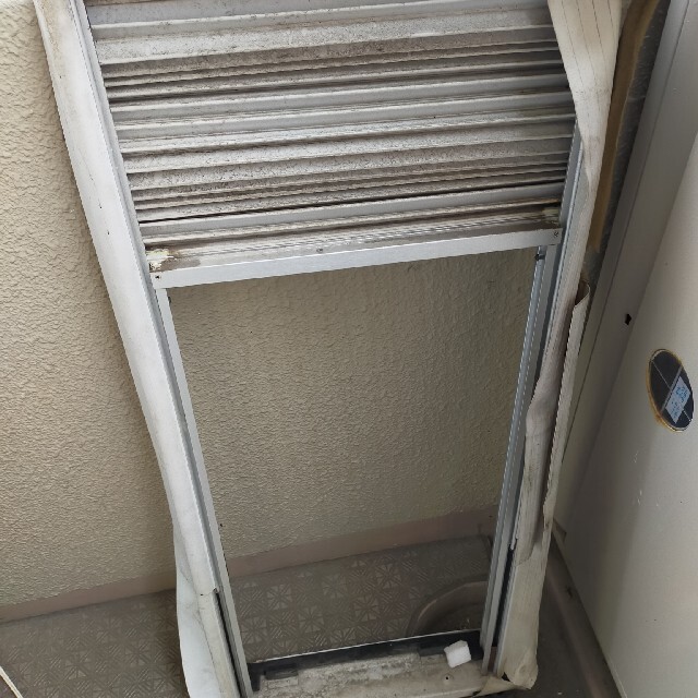 KOIZUMI(コイズミ)の窓用エアコン　KOIZUMI スマホ/家電/カメラの冷暖房/空調(エアコン)の商品写真